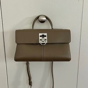 Cafuné stance wallet crossbody bag